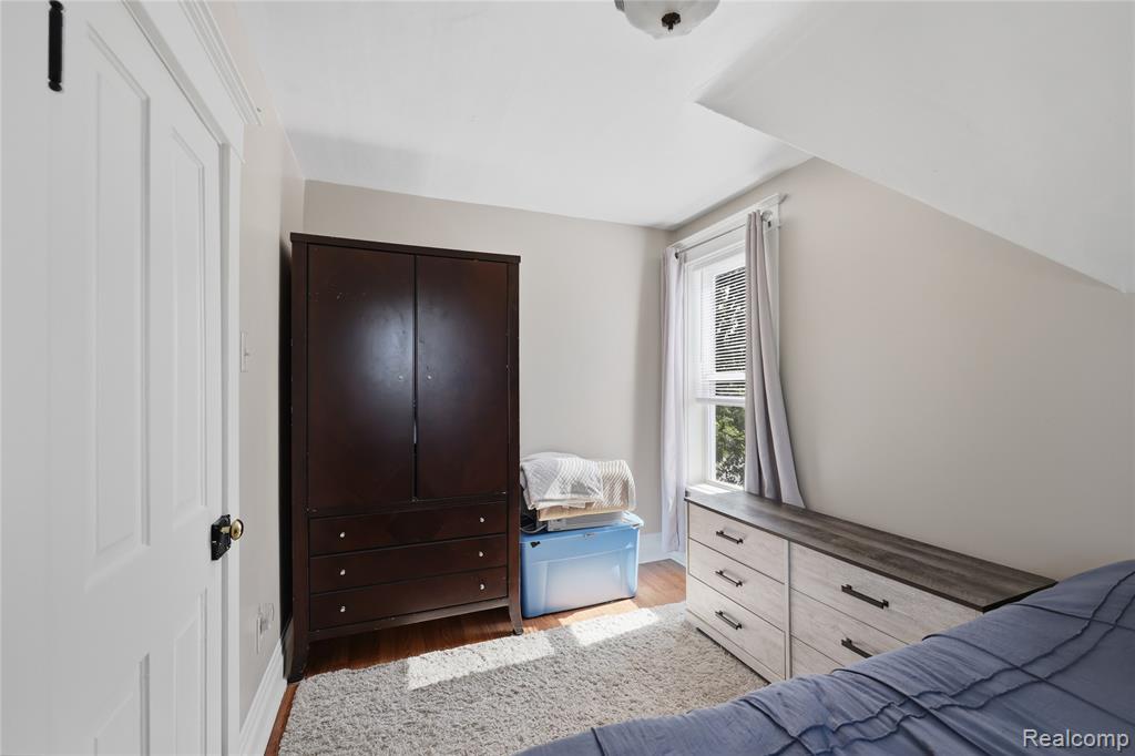 806 S 10th Street, St. Clair, MI 48079 — Photo 32