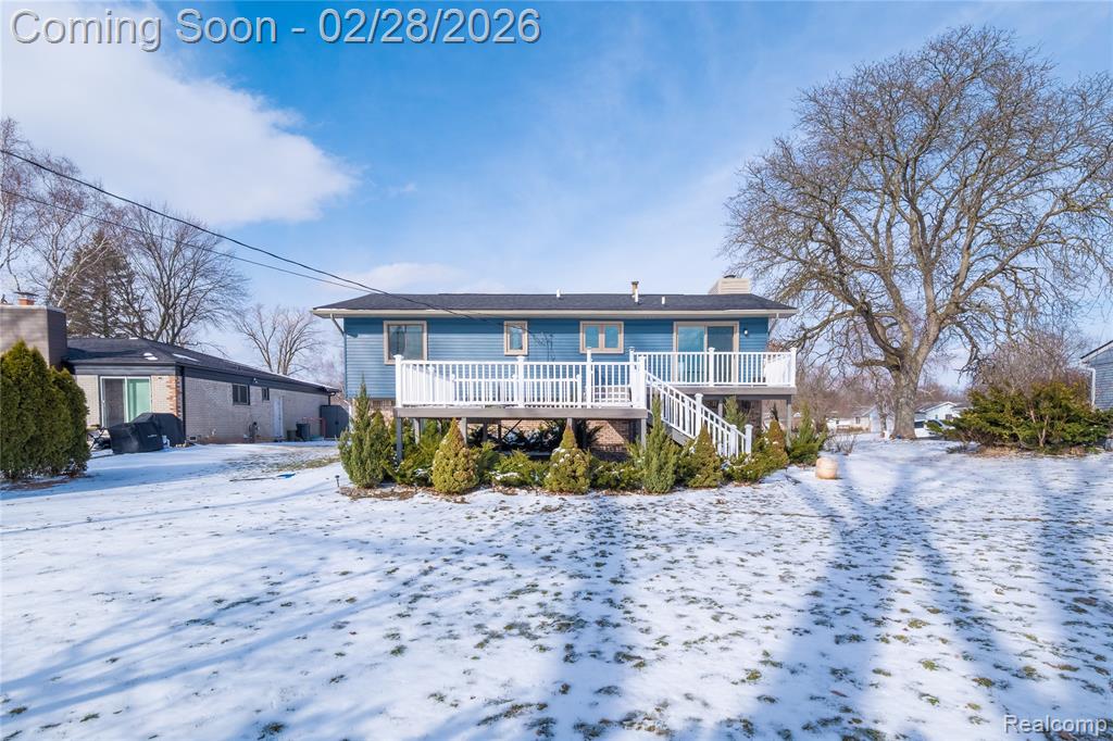7663 Pleasant Manor Drive, Waterford, MI 48327 — Photo 18