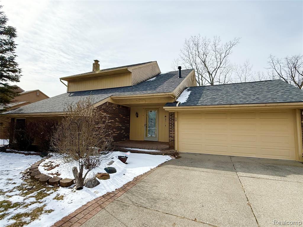 6842 Indian Creek Drive, West Bloomfield, MI — front exterior