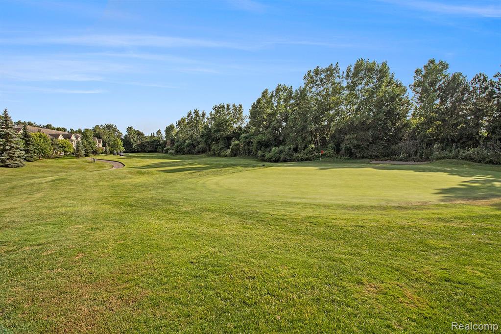 2016 CEDAR VALLEY Drive, Canton, MI 48188 — Photo 43
