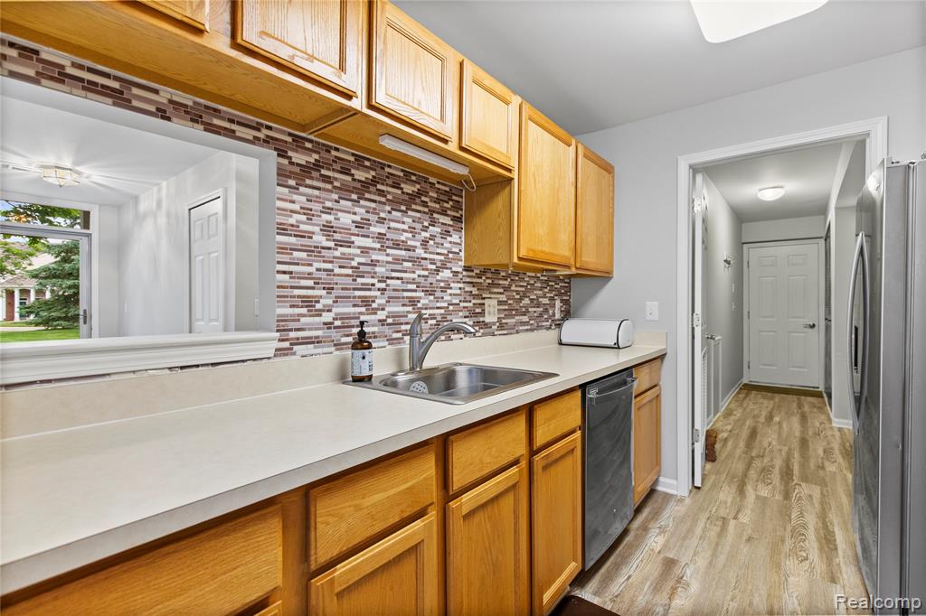 56575 Chesapeake Trail, Shelby Twp, MI 48316 — Photo 10