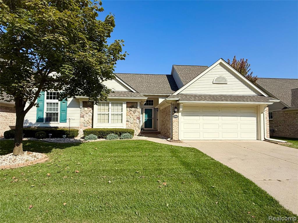 5765 Woodview Drive, Sterling Heights, MI 48314 — Photo 2