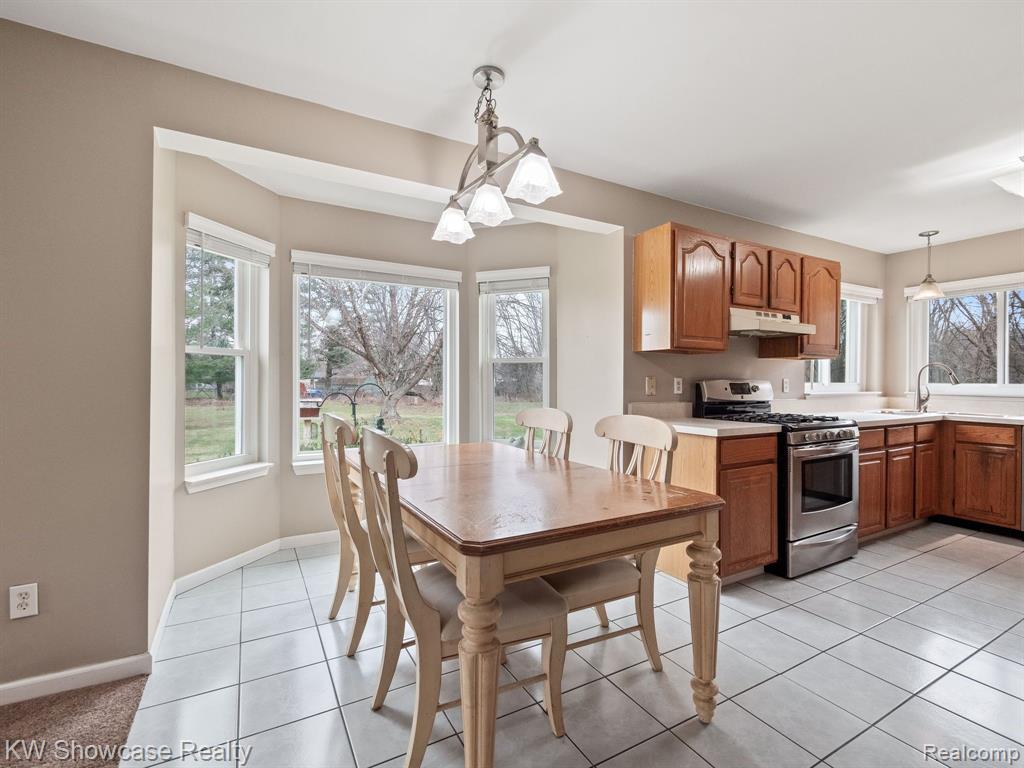 841 GOLDEN Drive, White Lake, MI — Photo 10