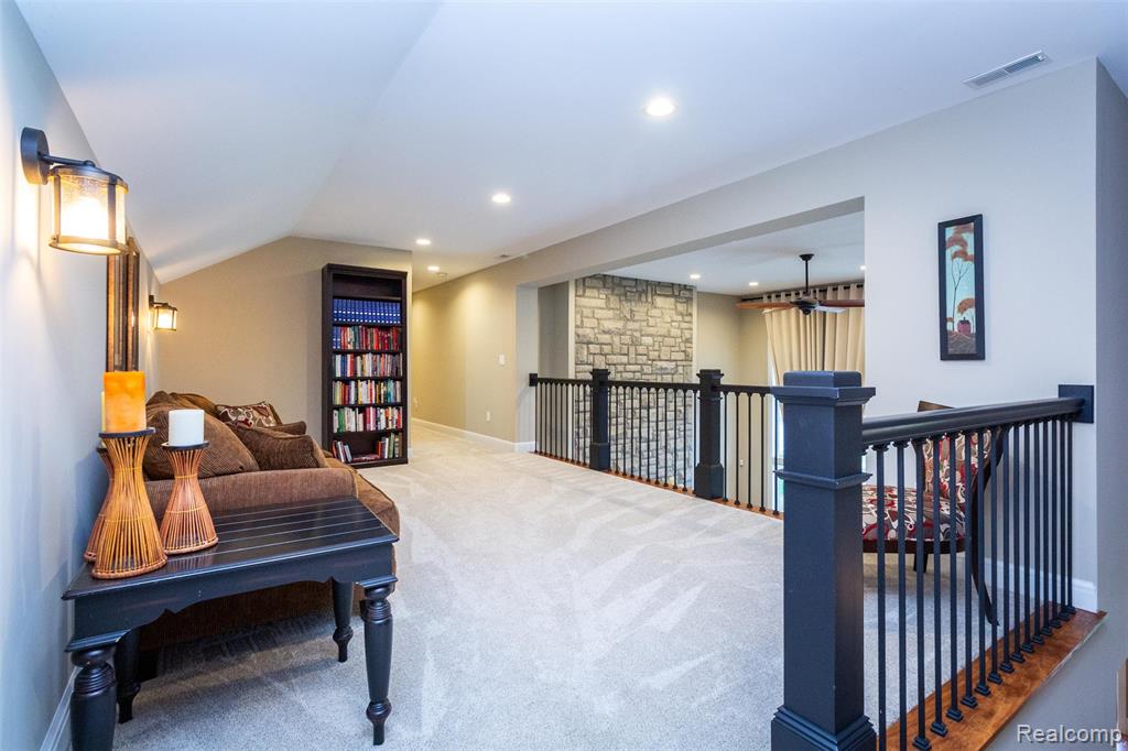 302 Tanview Drive, Oxford, MI, 48371