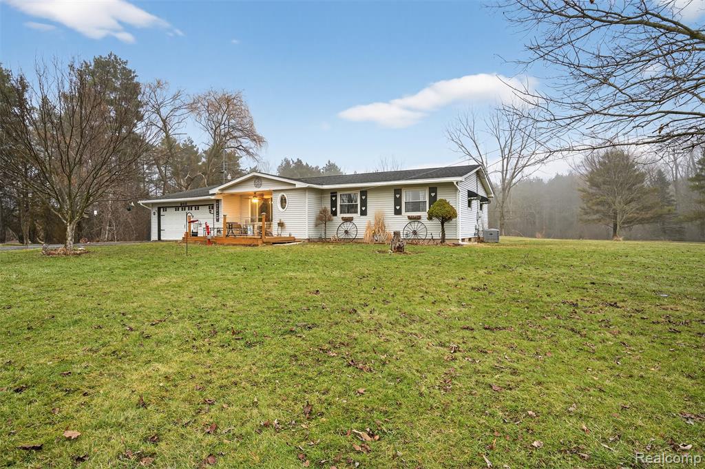 9411 Jennings Road, Grand Blanc, MI 48439 — Photo 3