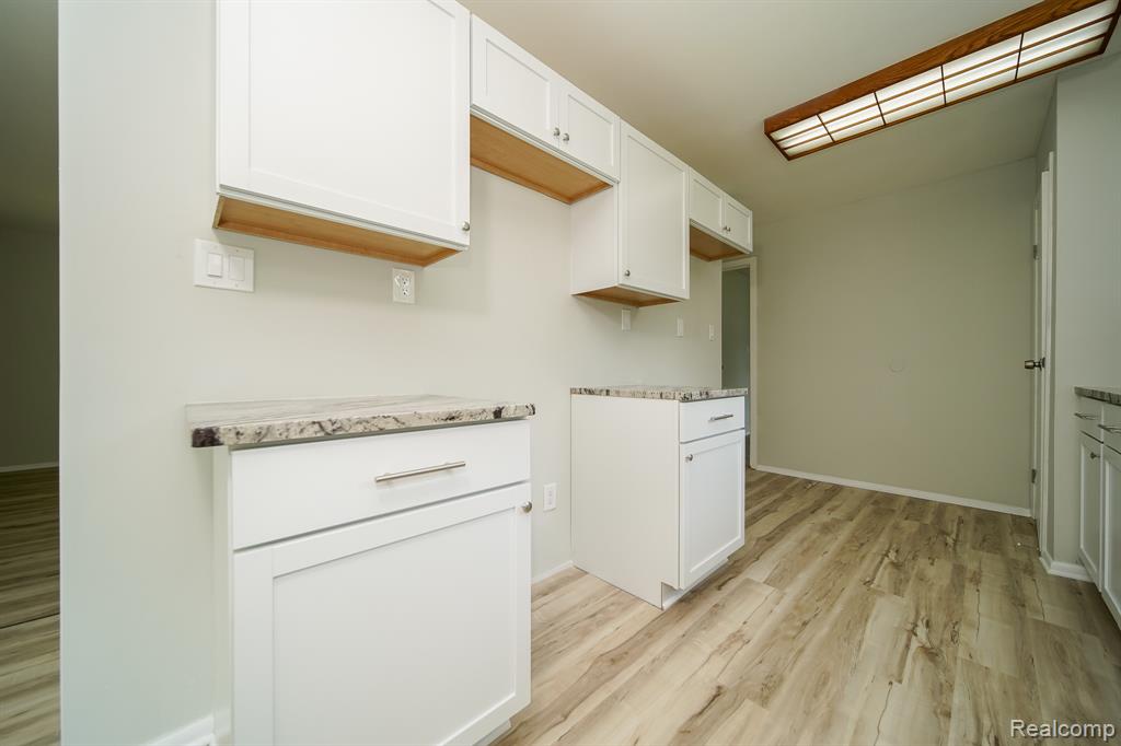 4865 Huston Drive, Lake Orion, MI — Photo 17