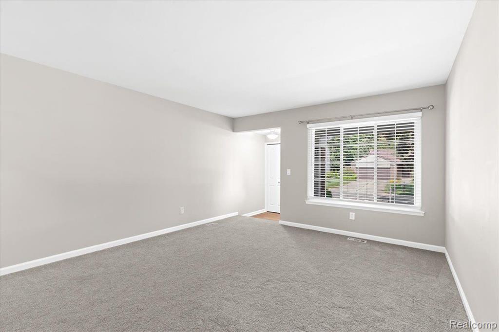 773 OAK RIDGE Drive, Brighton, MI 48116 — Photo 11