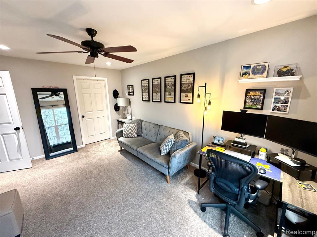 56467 CHESAPEAKE Trail, Utica, MI 48316 — Photo 15