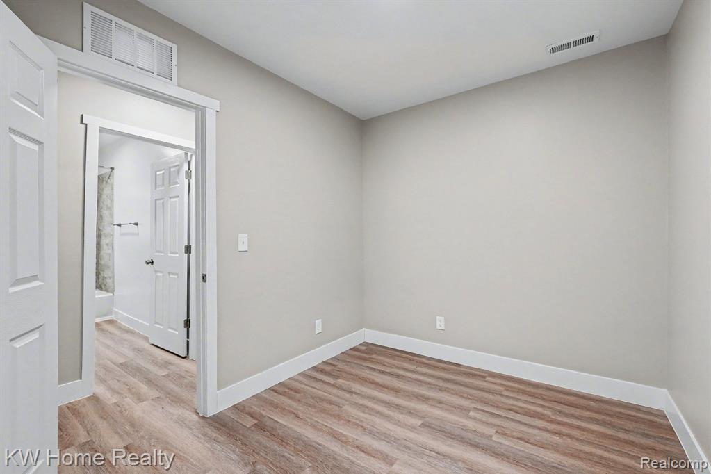 13723 Mapleridge Street, Detroit, MI 48205 — Photo 15