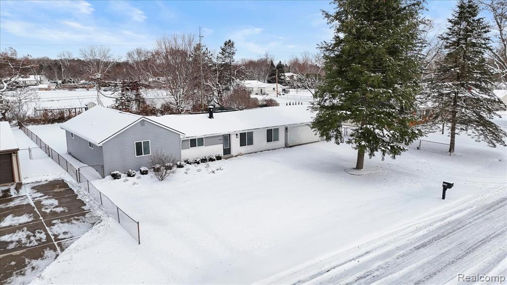 5348 Burgundy Drive, Clarkston, MI — Photo 42