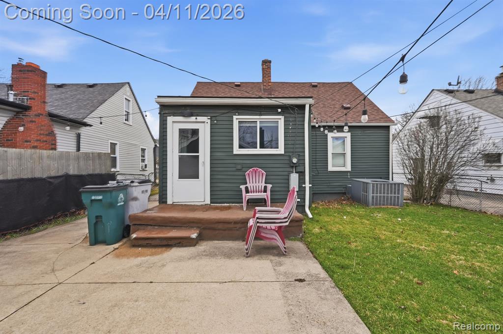 23360 Battelle Avenue, Hazel Park, MI 48030 — Photo 26