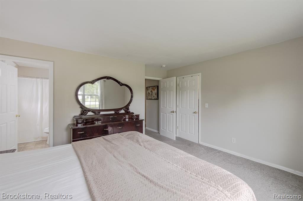 5039 Auker Drive, Grand Blanc, MI 48507 — Photo 19