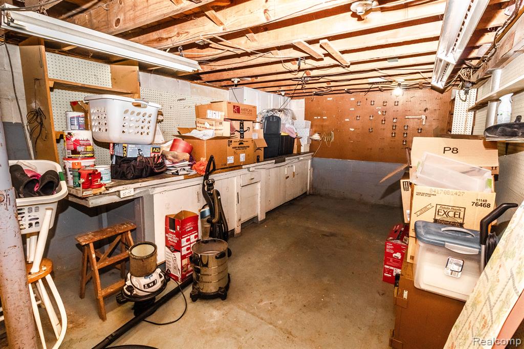 8440 EAST Street, Millington, MI 48746 — Photo 32