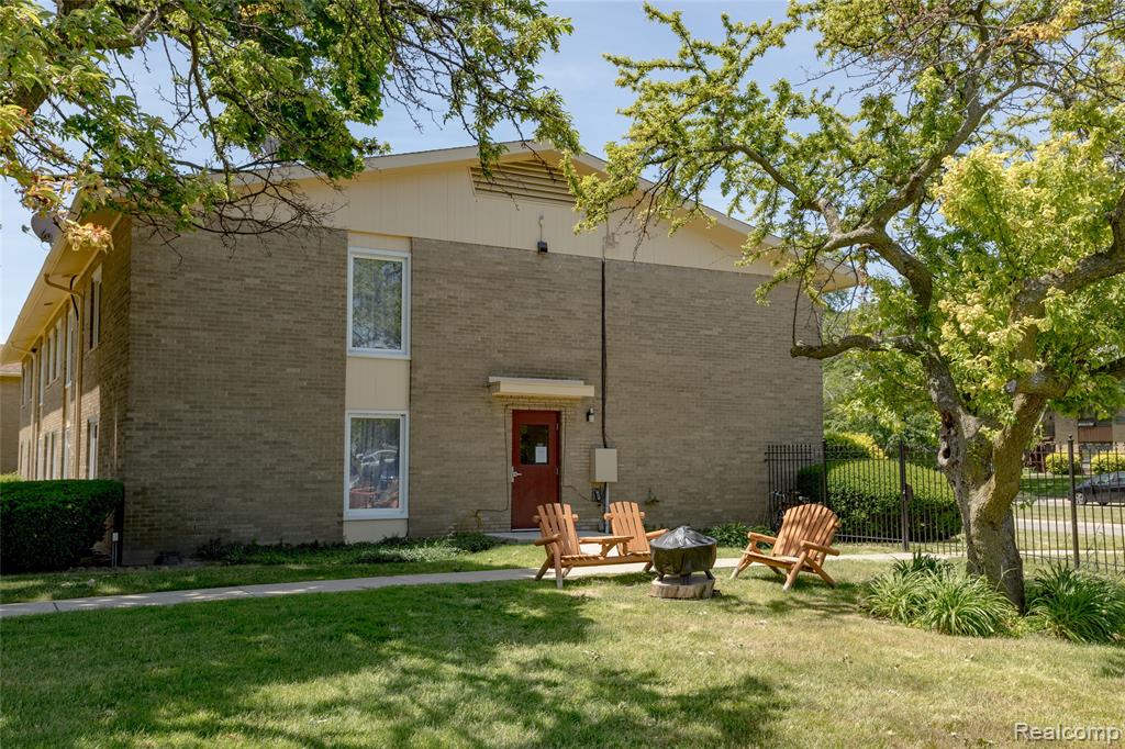 1550 Cherboneau, 218, Detroit, MI 48207 — Photo 26