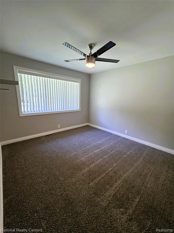 215 Almont Avenue, Almont, MI 48003 — Photo 17