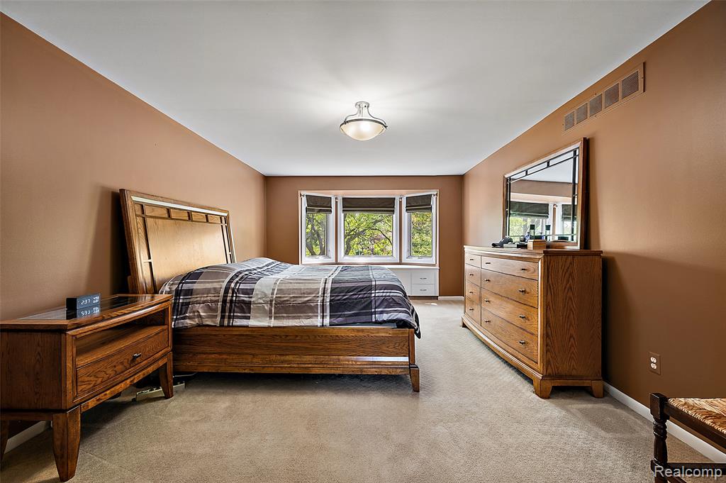 6730 Whiting Drive, Troy, MI 48098 — Photo 22