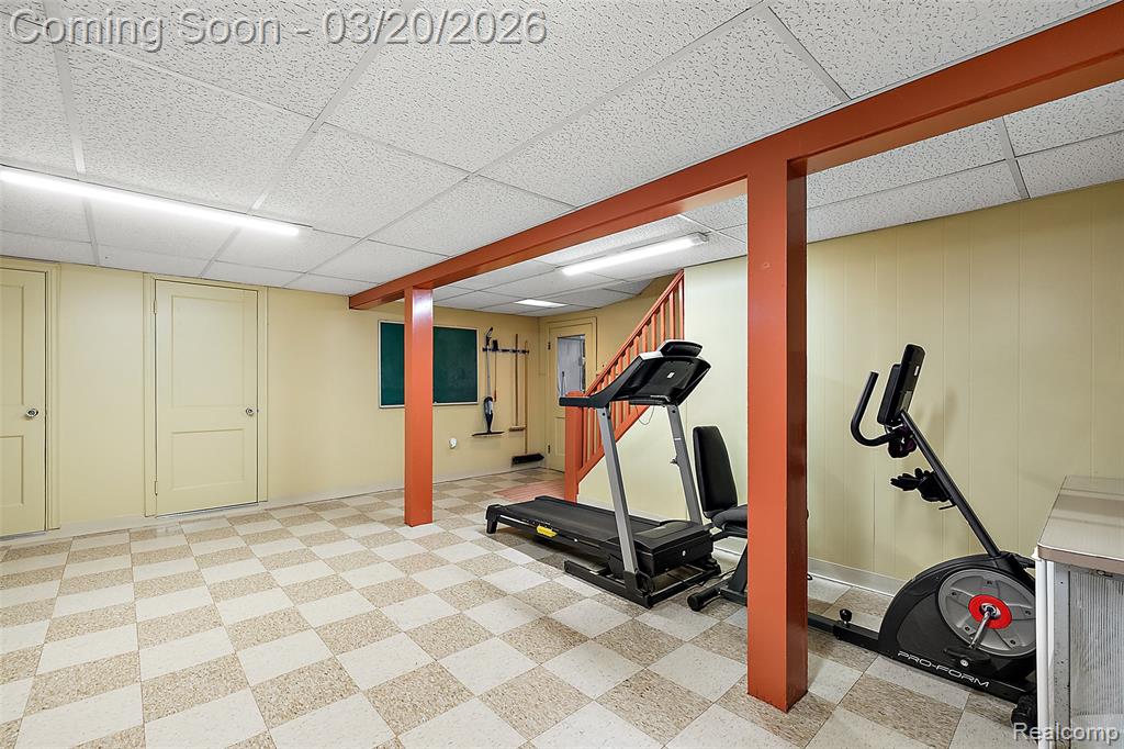 16811 Plainview Avenue, Detroit, MI 48219 — Photo 45
