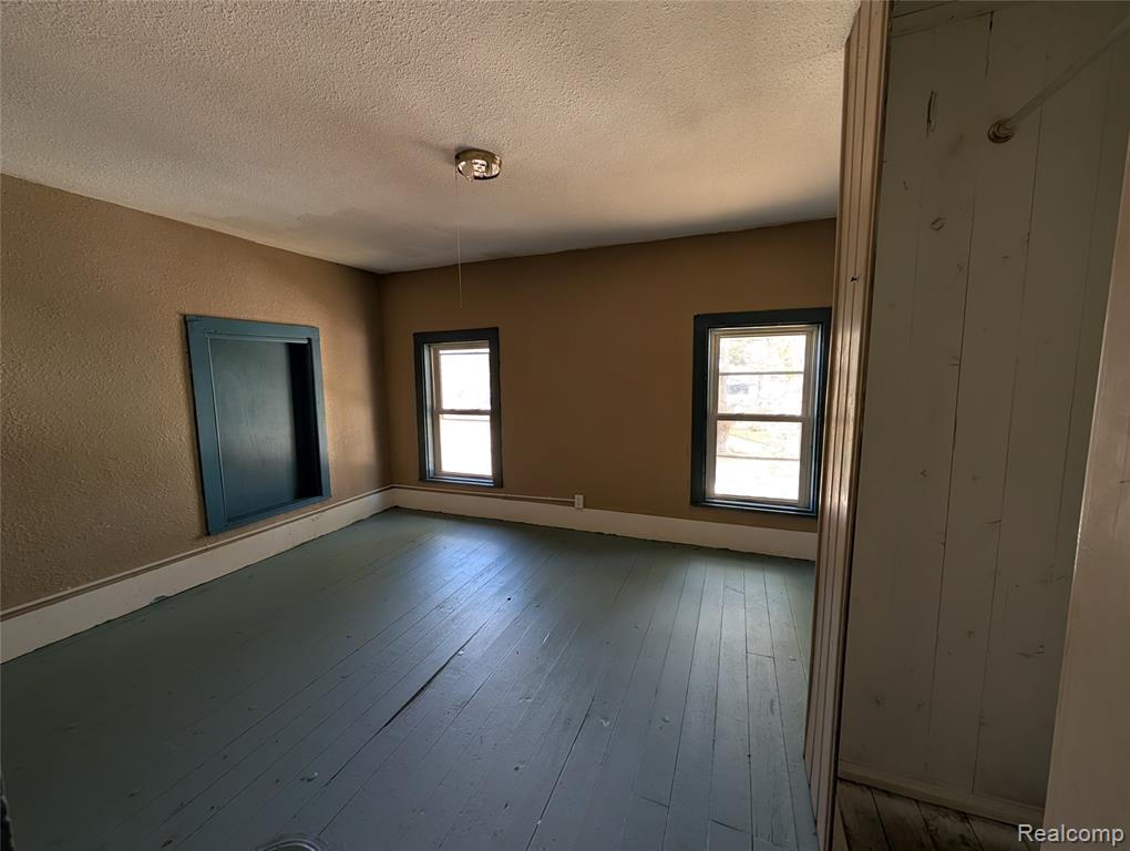 10611 W Saint Charles Road, Sumner, MI 48889 — Photo 9