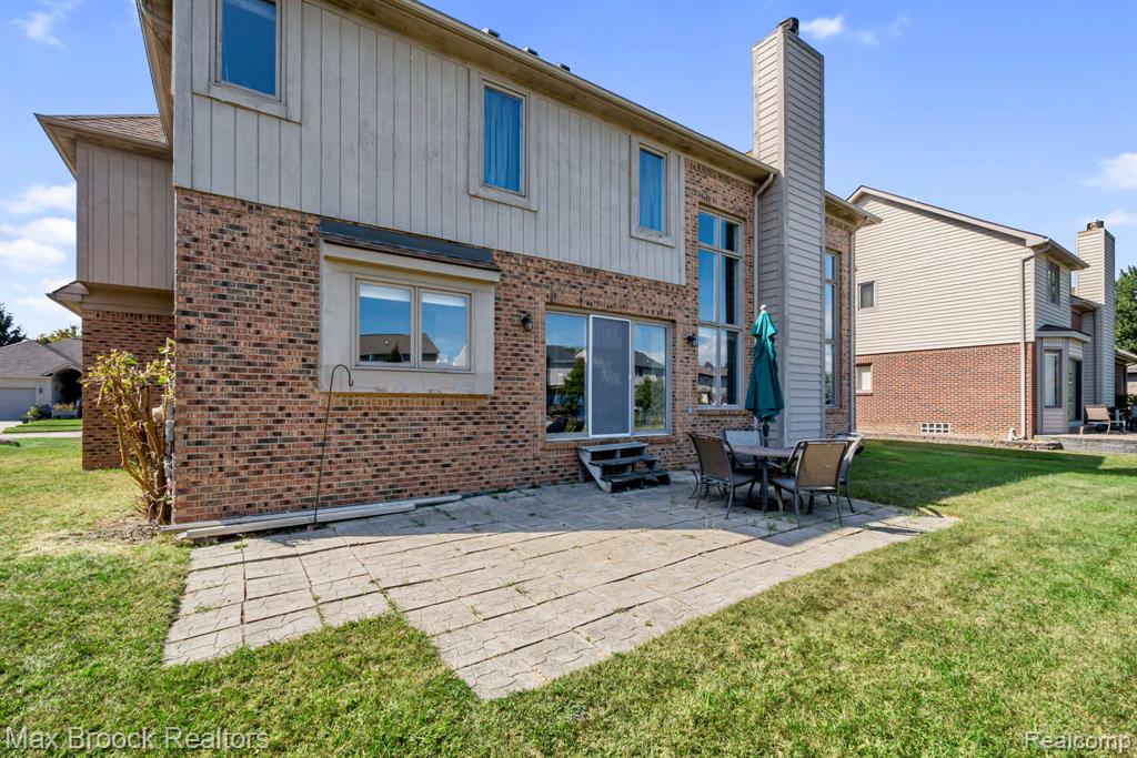 41704 Clinton Pines Drive, Clinton Twp, MI 48038 — Photo 6