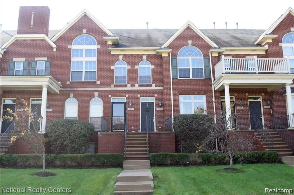 3082 CAMDEN Drive, Troy, MI 48084