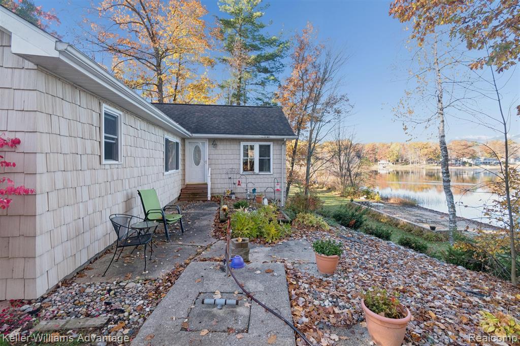 4469 Canal Drive, Harrison, MI 48625 — Photo 23