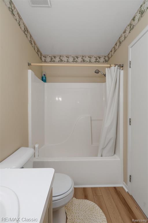 41769 Webster Court, Novi, MI 48377 — Photo 22