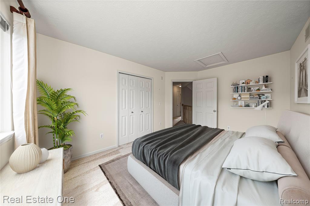 480 Hosta, Howell, MI 48843 — Photo 22