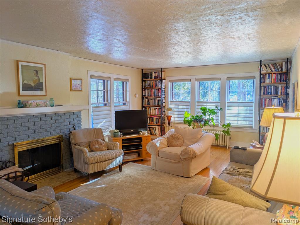 19470 Beverly Road, Beverly Hills, MI 48025 — Photo 2