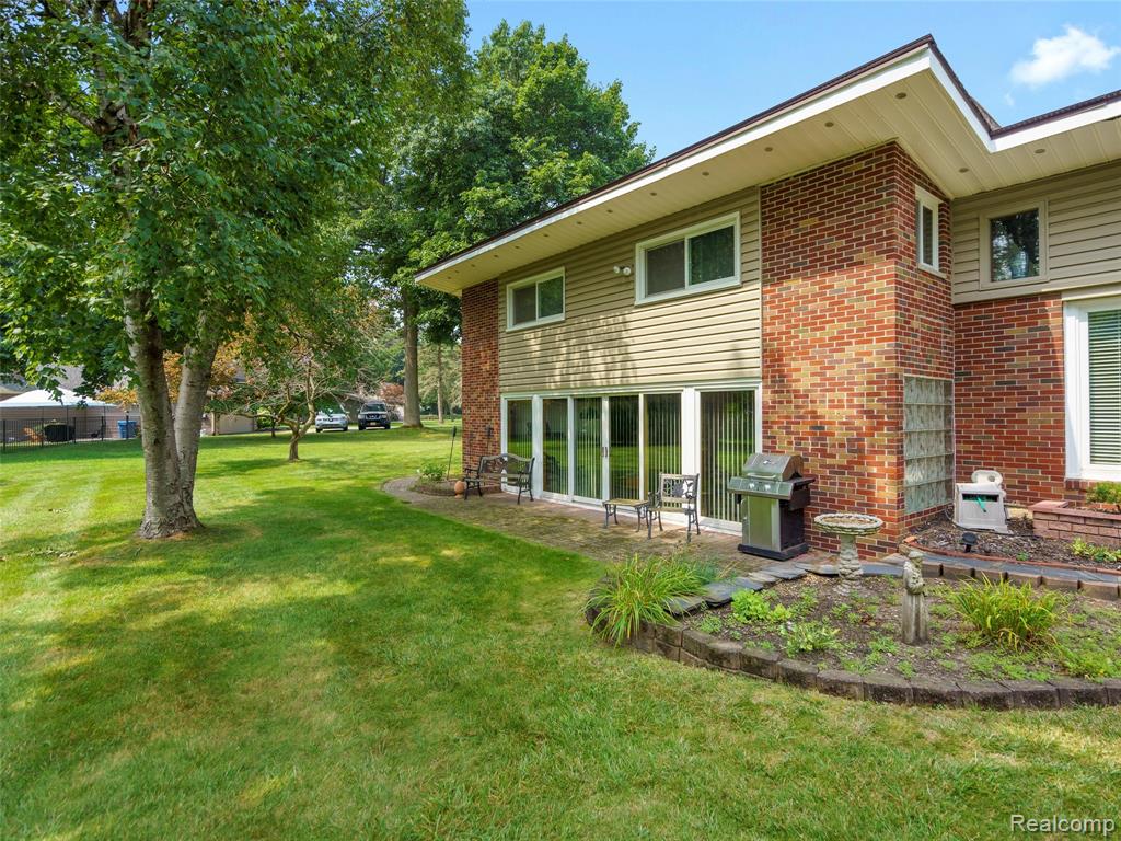 628 Riverside Drive, Linden, MI 48451 — Photo 45