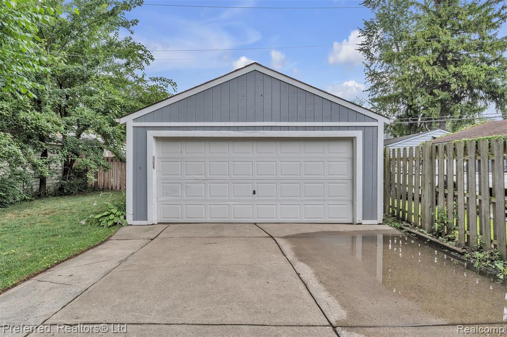4422 Yorkshire Road, Detroit, MI 48224 — Photo 45