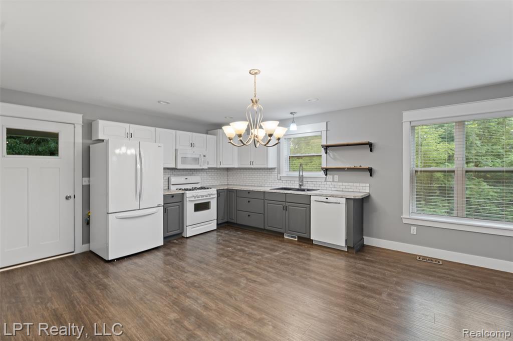 4177 Julie Kim Lane, Goodrich Vlg, MI — Photo 12