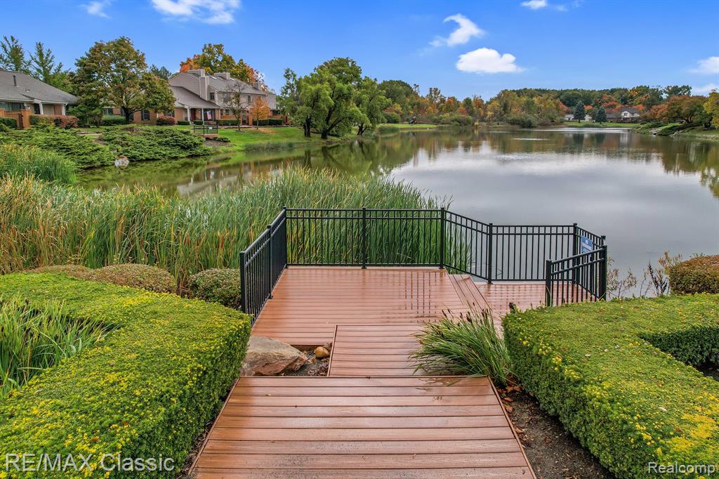40041 CROSSWINDS, Novi, MI — Photo 40