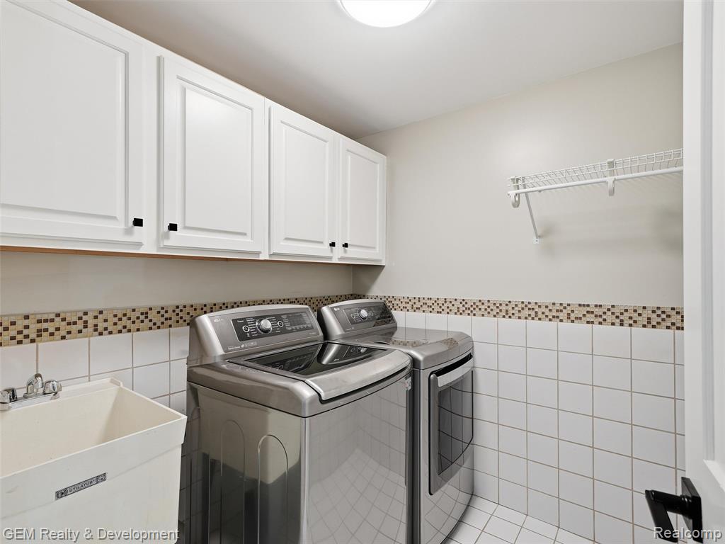 45625 W 9 Mile Road, Novi, MI — Photo 62