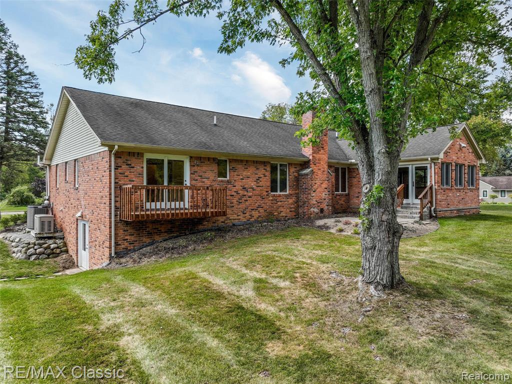 4150 Heatherwood Drive, Commerce Twp, MI 48382 — Photo 40