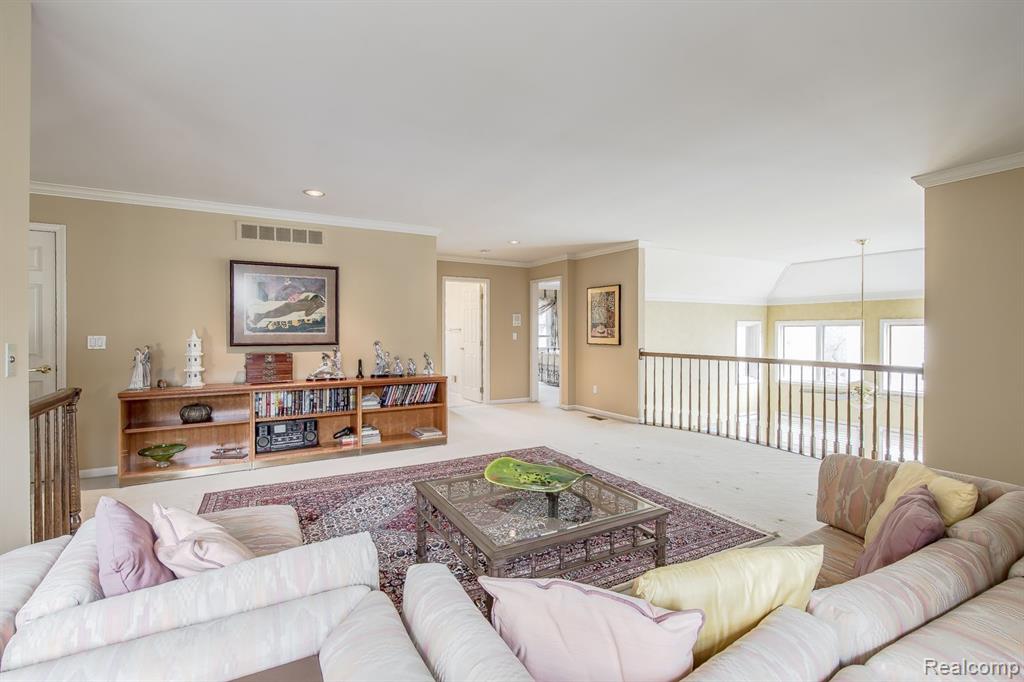 7252 Autumn Hill Drive, West Bloomfield, MI 48323 — Photo 46