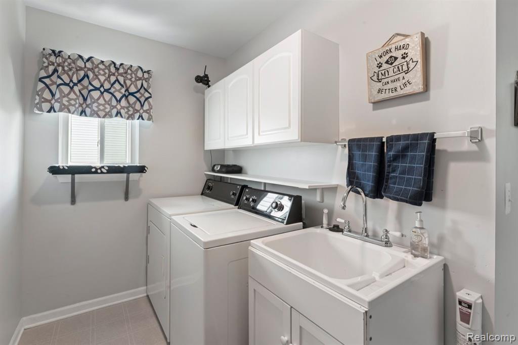 687 SANDPIPER Way, Oxford, MI 48371 — Photo 27
