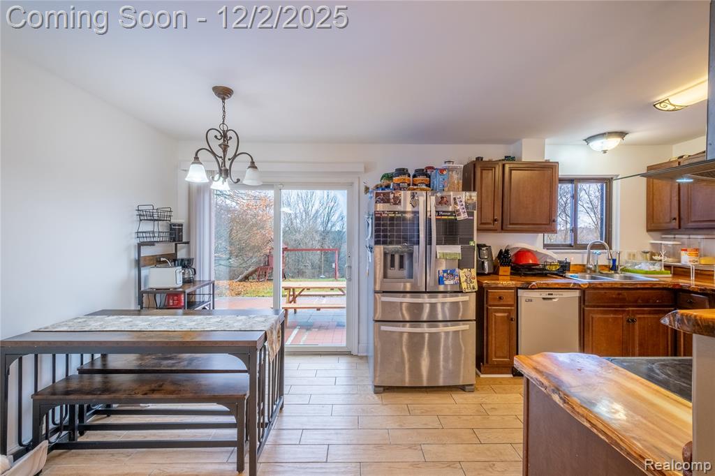 2400 Hummer Lake Road, Ortonville, MI 48462 — Photo 11