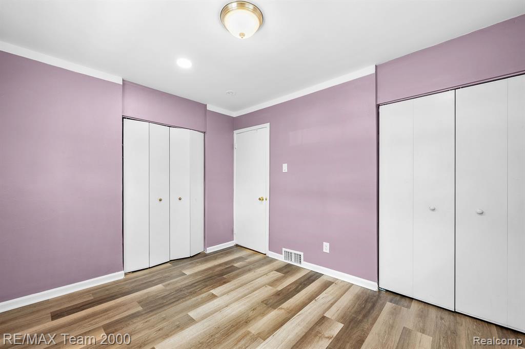 6470 Norborne Avenue, Dearborn Heights, MI 48127 — Photo 15