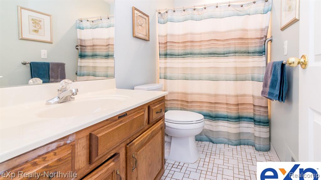 22845 RENFORD Street, Novi, MI — Photo 12