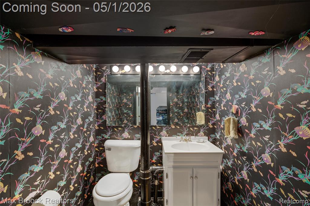 656 S CHESTER Street S, Birmingham, MI 48009 — Photo 38