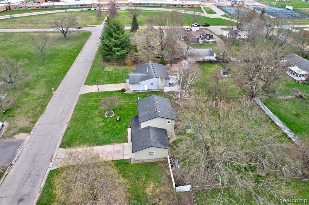 5084 DALY Boulevard, Flint, MI 48506 — Photo 9