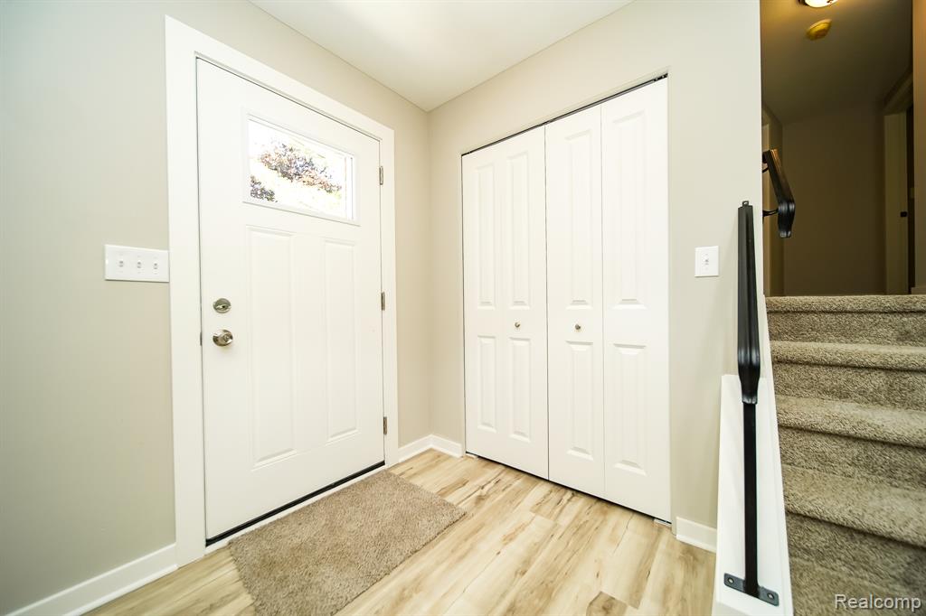 48297 Mallard Drive, New Baltimore, MI 48047 — Photo 10