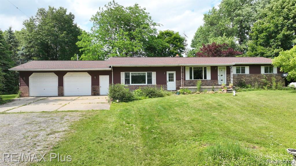 5253 BURNSIDE Road, North Branch, MI 48461 — front exterior