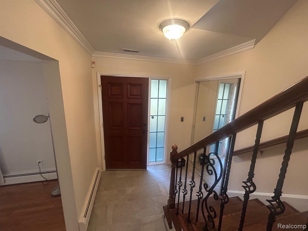 5659 KINGSMILL, Bloomfield Hills, MI — Photo 11