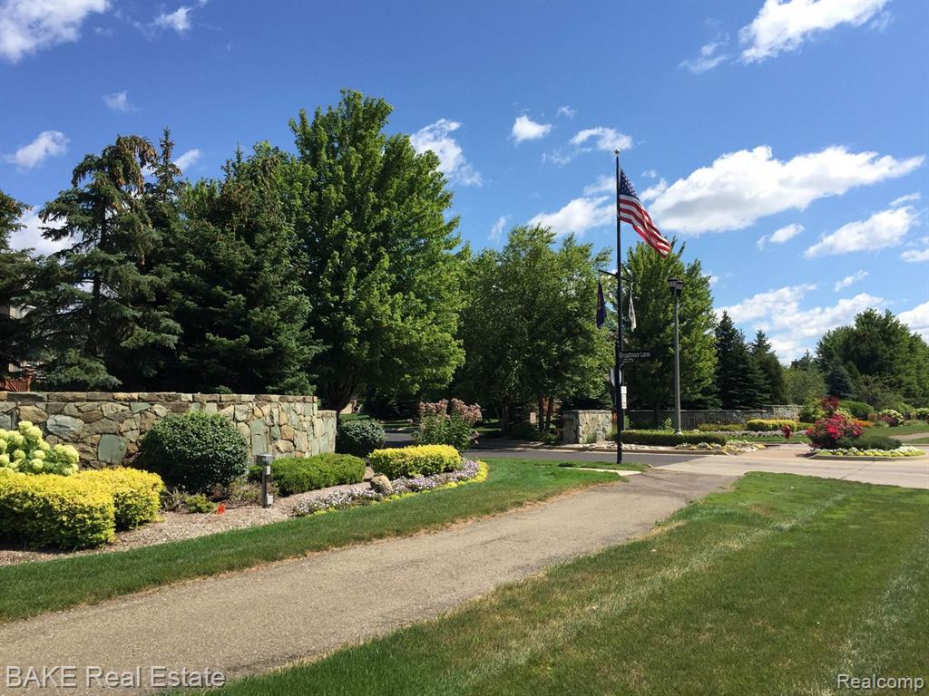 44951 Broadmoor Circle S, Northville, MI 48168 — Photo 41