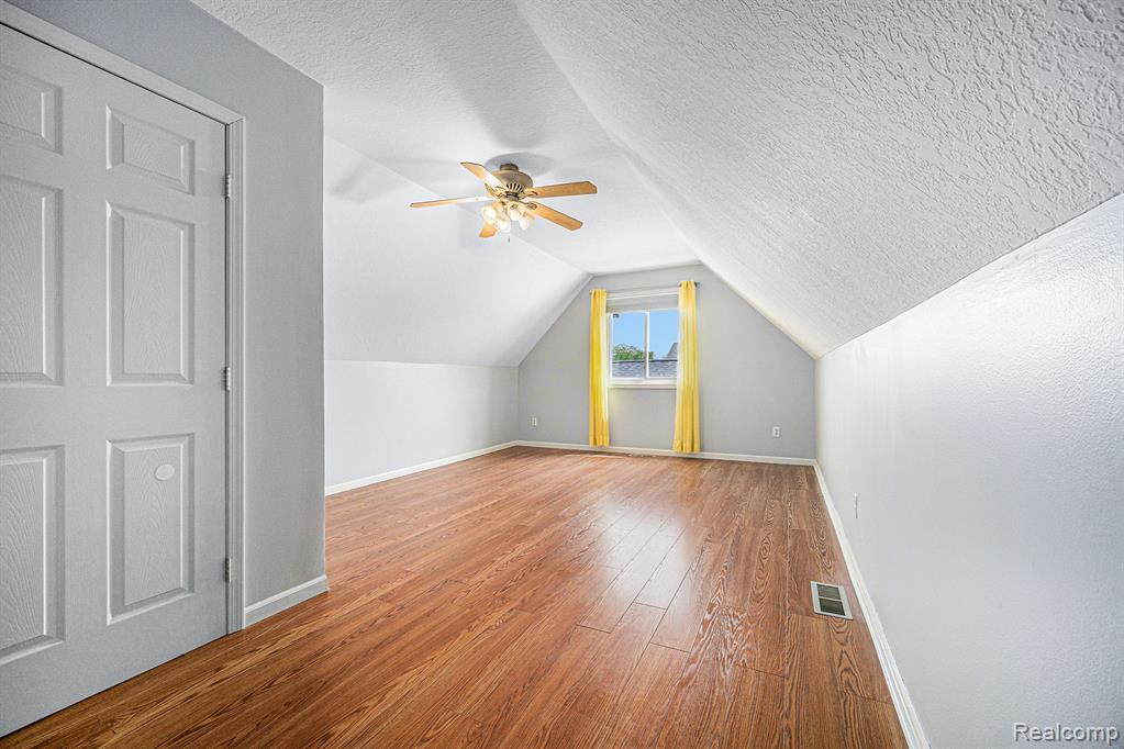 12241 Matthews Street, Carleton, MI 48117 — Photo 18