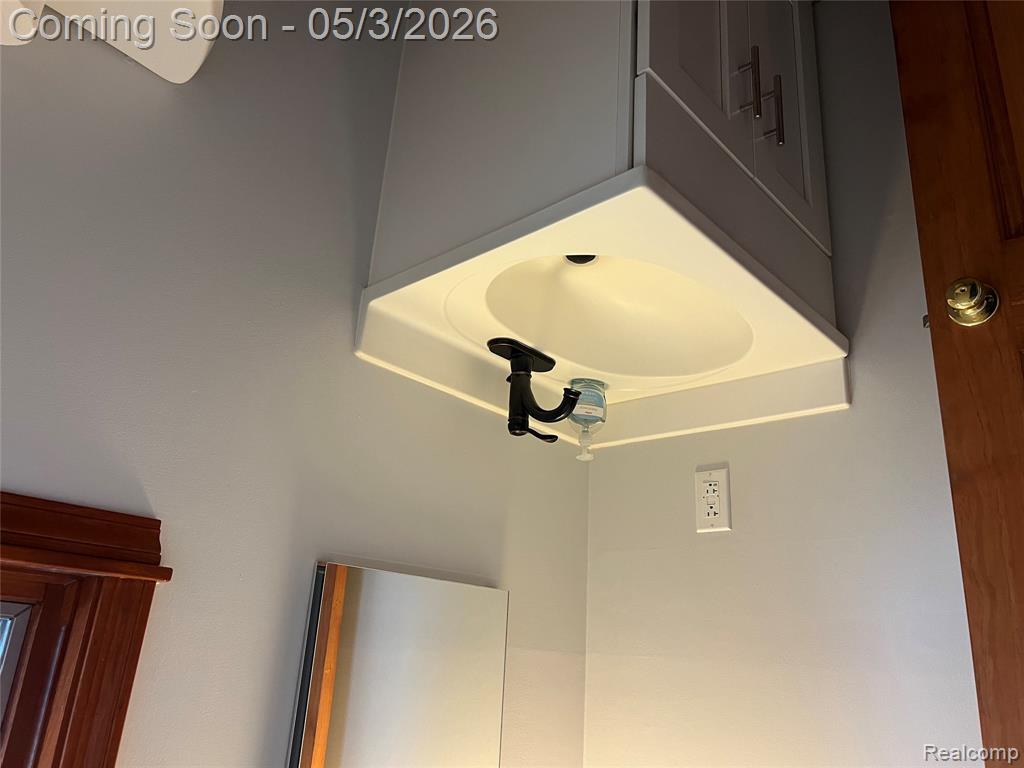 24407 Westpointe Street, Trenton, MI 48183 — Photo 19