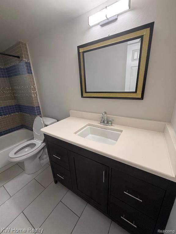 42372 Lochmoor Street, Clinton Twp, MI 48038 — Photo 16