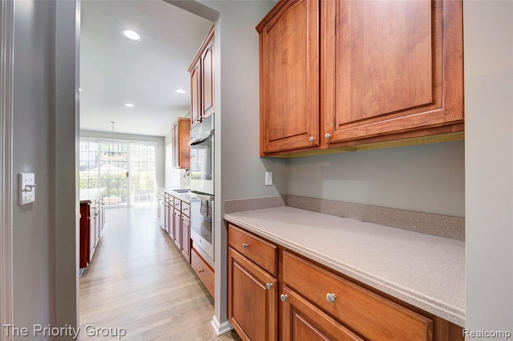 6083 Village Court, Clarkston, MI — Photo 25