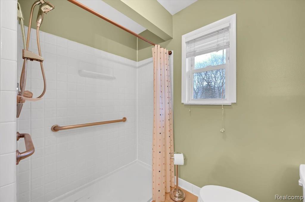 44680 Elizabeth Road, Clinton Twp, MI 48036 — Photo 17